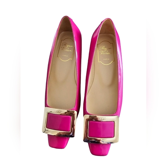 Roger Vivier Shoes - Roger Vivier Patent Leather Pink balet heels. Size EU 35 New